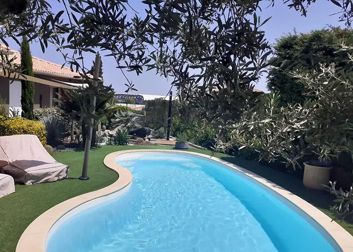 D'hotes Casa Lucia ベッド・アンド・ブレックファスト 4*